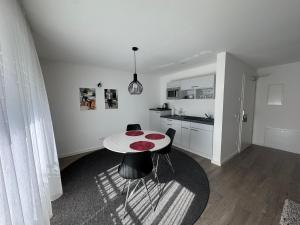 Kuchyň nebo kuchyňský kout v ubytování Hotel Barth