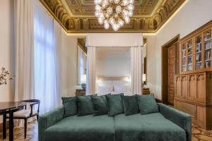 Zona de estar de Cotton House Hotel, Autograph Collection