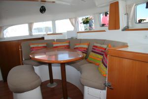 Kuchyň nebo kuchyňský kout v ubytování Superbe catamaran