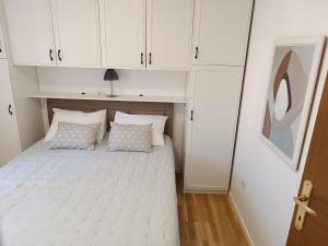 Posteľ alebo postele v izbe v ubytovaní Apartment Antišin