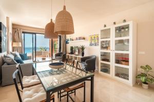 Posezení v ubytování Apartamento con impresionantes vistas al mar
