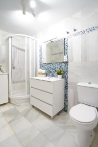 Et badeværelse på Apartamento Torrox - Laguna Beach