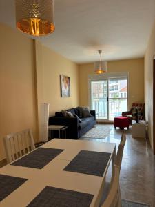 Χώρος καθιστικού στο Casa Aluse Beach by SunshineClub