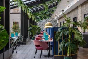 Posezení v ubytování Clybaun Hotel