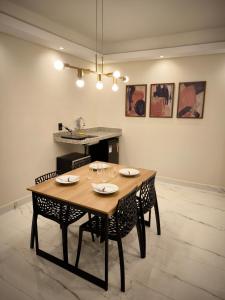 Imagine din galeria proprietății Loft Oliva Centro Ar cond Wi-fi Garagem TV Smart în Foz do Iguaçu