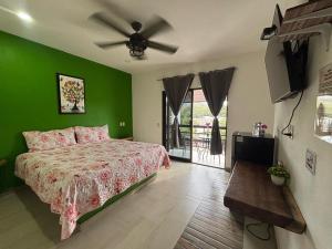 Postel nebo postele na pokoji v ubytování Playa Sayulita