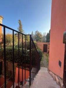 Un balcon sau o terasă la Saragozza flat & secret garden