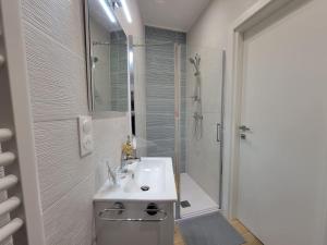 Ένα μπάνιο στο Citronnier- Menton centro-ideale inverno +8 φωτογραφίες