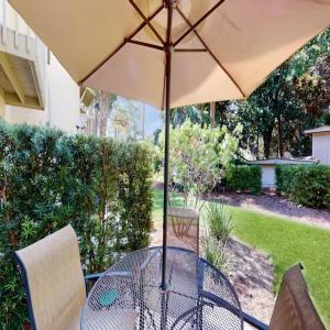 Κήπος έξω από το Walk to the Beach and Coligny!
