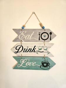 Drinks på Cozy apartment - Beach 100m away