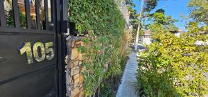 Giardino di Pousada Chalé Poder das Pedras