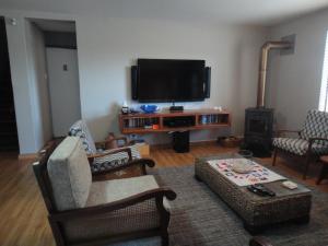 Televisyen dan/atau pusat hiburan di Mossel Bay - Holiday Cottage Diaz