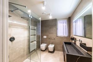 Koupelna v ubytování Trilocale Leonardo Treviglio Upper Stay