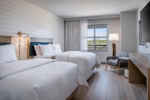 Katil atau katil-katil dalam bilik di The Westin Jekyll Island Beach Resort
