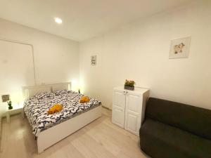 Posteľ alebo postele v izbe v ubytovaní Central Private Apartment-7pax