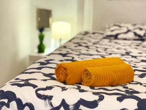 Posteľ alebo postele v izbe v ubytovaní Central Private Apartment-7pax