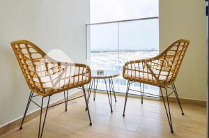 Φωτογραφία από το άλμπουμ του Bloomfields Stylish 2Br in Rukan σε Nadd ash Shibā