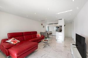 Area soggiorno di Red View Apartment - Happy Rentals