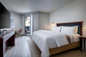 Katil atau katil-katil dalam bilik di The Westin Jekyll Island Beach Resort