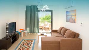 Χώρος καθιστικού στο Canal studio in marassi marina exm19