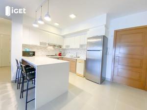 Η κουζίνα ή μικρή κουζίνα στο Canal studio in marassi marina exm19