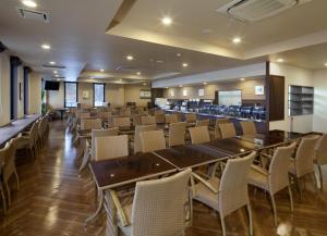 Restaurant ou autre lieu de restauration dans l'établissement Hotel Route-Inn Miyako