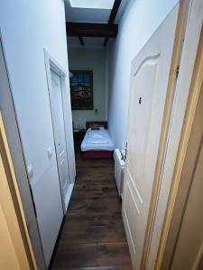 Postel nebo postele na pokoji v ubytování Guesthouse Yildiz