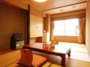 Gallery image of Hotel Uzuraya in Chikuma