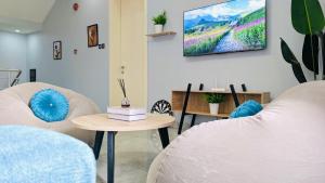 Oleskelutila majoituspaikassa Seven Space Coliving