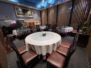 Posezení v ubytování National Jade Hotel