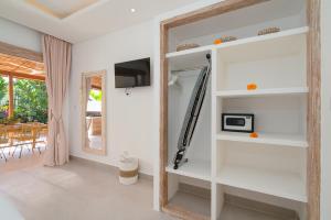 Μια τηλεόραση ή/και κέντρο ψυχαγωγίας στο Villa Diana 2 in Nyanyi