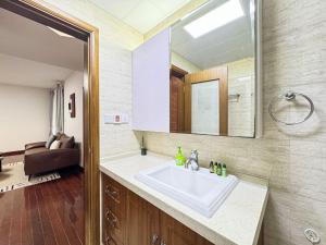 上海的住宿－Tyms 2BR Apt WeiningRD Near CESIS Line2，相簿中的一張相片