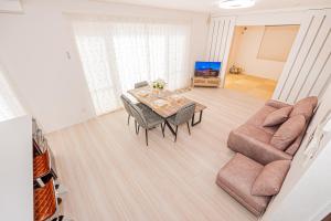 Posezení v ubytování New Open! Collab House 富士山眺望 送迎無料 BBQ 器具無料貸出