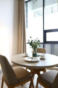 Fotografie z fotogalerie ubytování Skysuites Residence v destinaci Kedungbaruk
