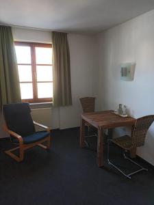 Posezení v ubytování Zur Post Kümmersbruck Hotel & Tiny Houses