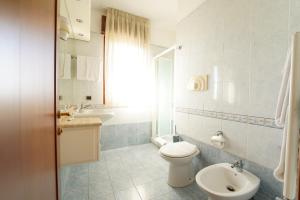 Vannituba majutusasutuses Altea Suites