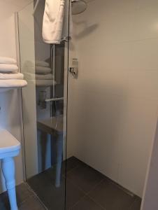 Koupelna v ubytování A Fleur de Couette + 27 fotografií