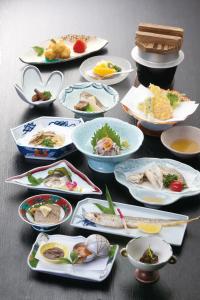 大川市にある三川屋のテーブルの上に盛り付けられた一皿