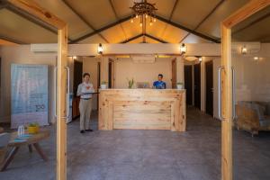 Hosté ubytování The Fern Seaside Luxurious Tent Resort Diu + 34 fotografií