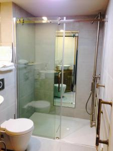 Ванная комната в York Aparthotel