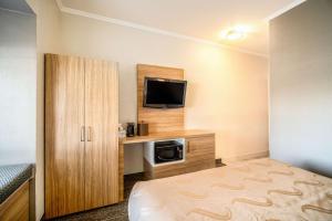 Kuchyň nebo kuchyňský kout v ubytování Quality Inn Chandler I-10