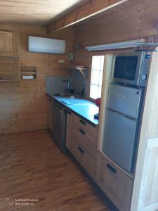 Кухня или мини-кухня в Grand Chalet at Villa Don Quijote Nice
