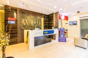 TV a/nebo společenská místnost v ubytování FabHotel Arton Suite - Nr Mumbai International Airport