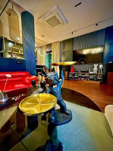 Χώρος καθιστικού στο Fashion BnB - Luxury in the lap of nature