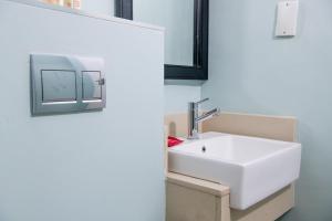 Gambar di galeri bagi New Ambassador Hotel di Harare