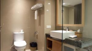 Bagno di FOX Hotel Jimbaran Beach Bali