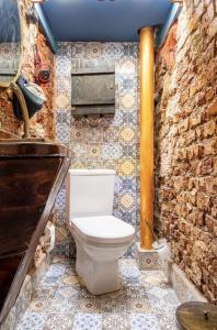 Koupelna v ubytování House of Soul & Triplex with a Winter Garden + 25 fotografií