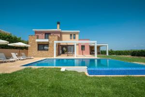 Πισίνα στο ή κοντά στο Orange Tree Villas