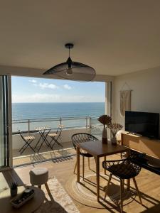 En generel havudsigt eller havudsigten taget fra lejligheden + 8 billeder