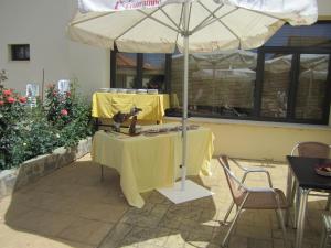 Fotografie z fotogalerie ubytování Hotel Sierra Luz v destinaci Cortegana